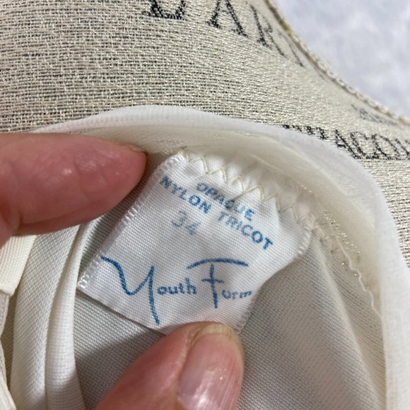 Vintage White Full Slip, 1960's, Youth Form, Lace Opaque Nylon Tricot Bodice - Picture 6 of 6
